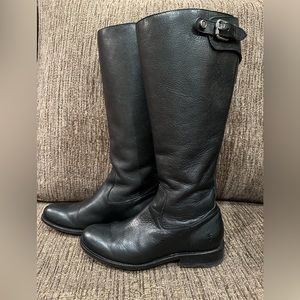 Frye boots knee high, zipper up the back